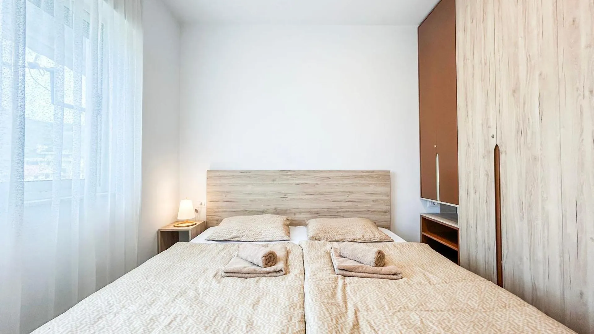 דורס 2 Bedrooms 1135 אלבניה