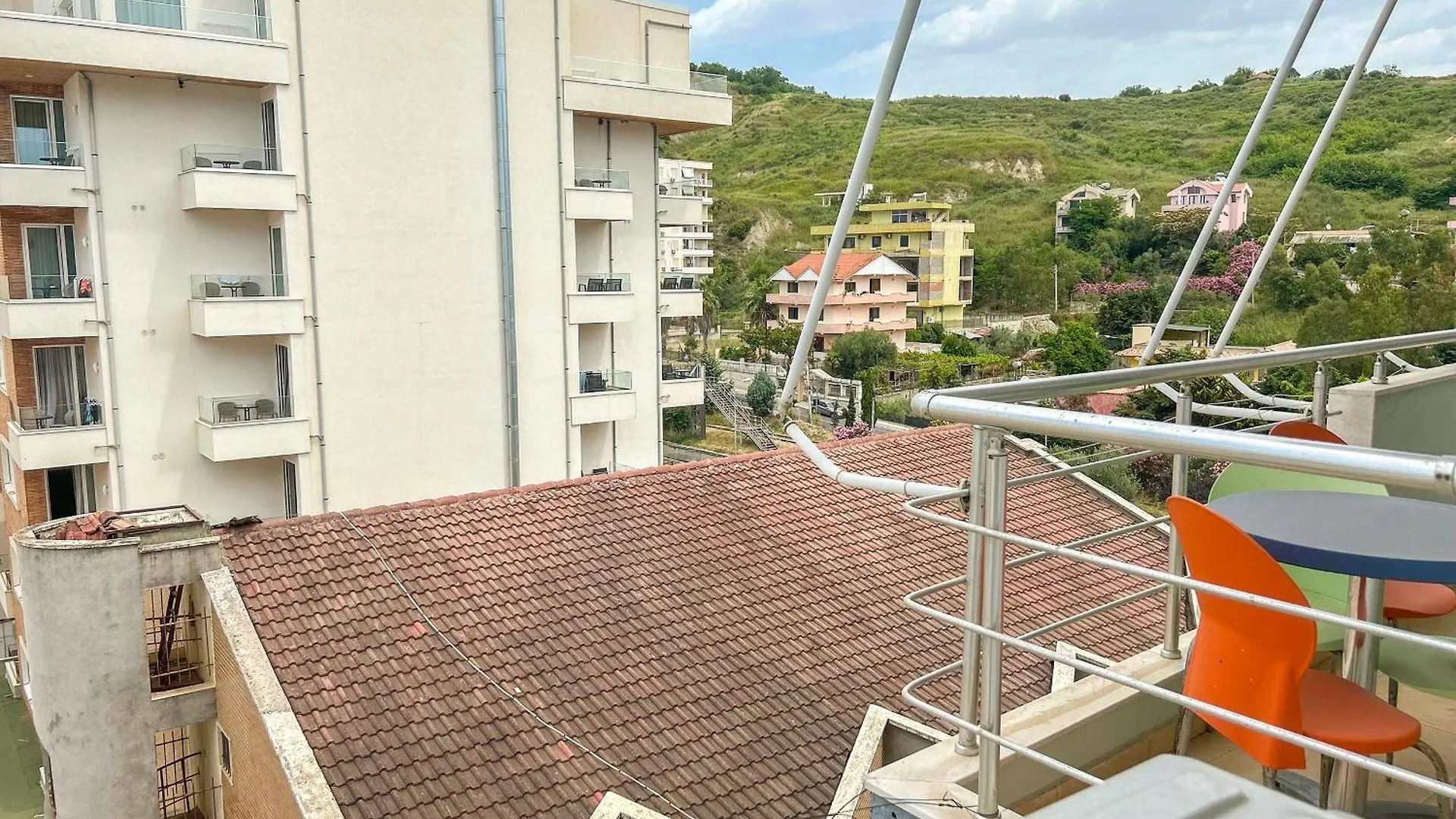 דורס 2 Bedrooms 1135 0*,